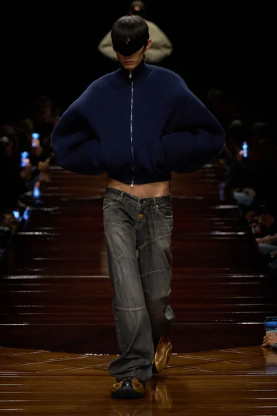 Look 21